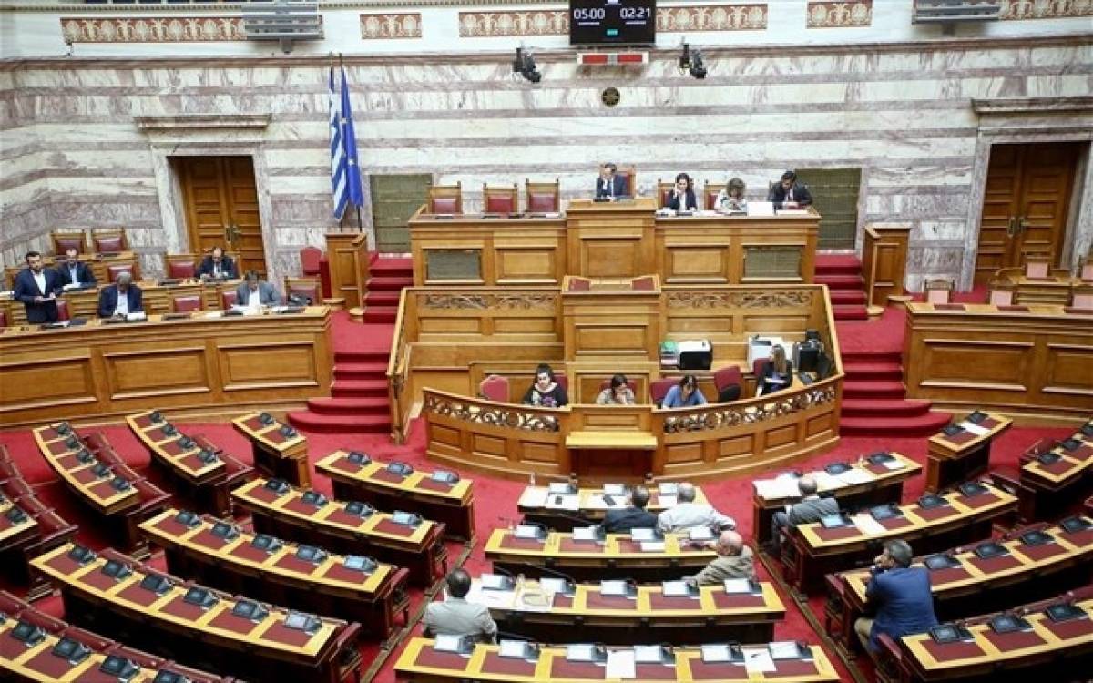 Φορολογικό νομοσχέδιο: Κατατέθηκε τροπολογία δύο ημέρες πριν την ψήφιση