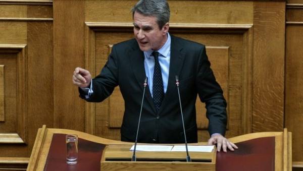 Λοβέρδος: Μπορώ καλύτερα από τη Γεννηματά