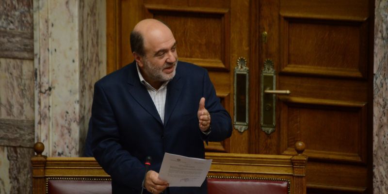 Αλεξιάδης: «Ιστορίες για αγρίους» οι πλειστηριασμοί στην πρώτη κατοικία