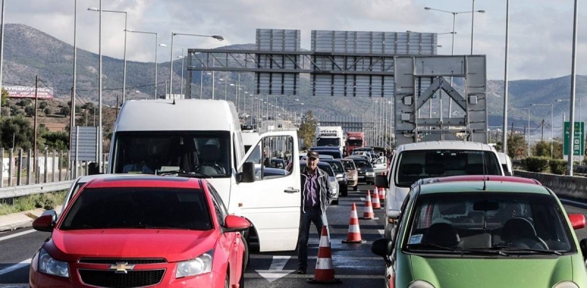 Μετ' εμποδίων η κυκλοφορία στην Εθνική Οδό Αθηνών-Κορίνθου