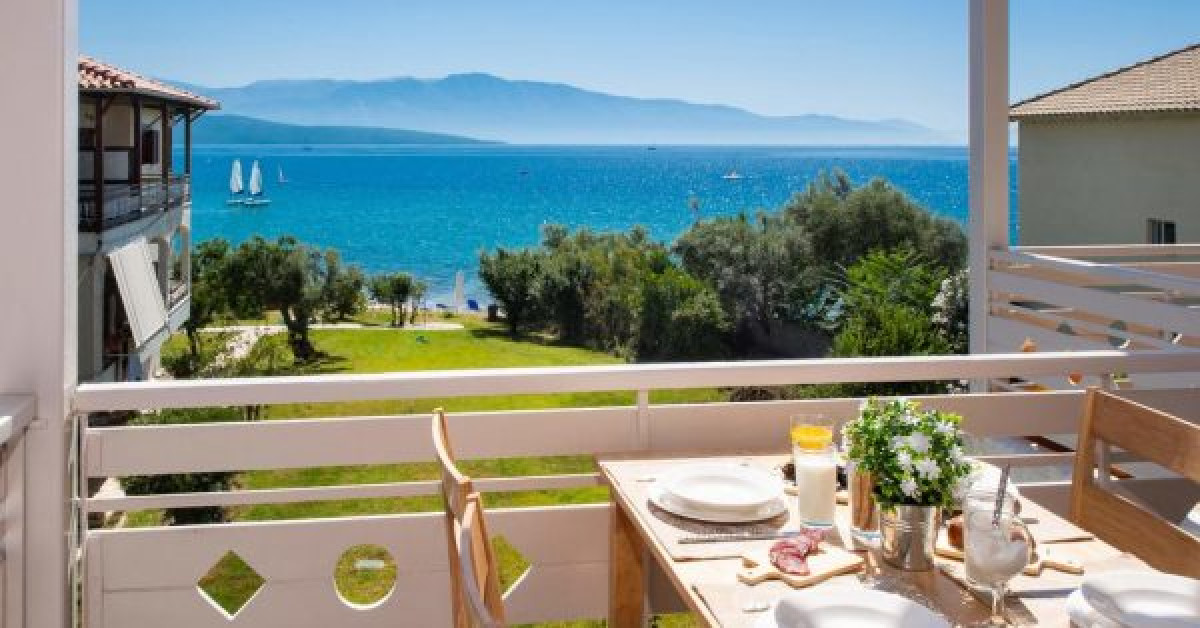 Αύξηση κατά 78,3% στις αφίξεις σε ξενοδοχεία-κάμπινγκ για το 2021