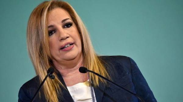 «Υπάρχει κυβέρνηση;» διερωτάται η Φώφη Γεννηματά