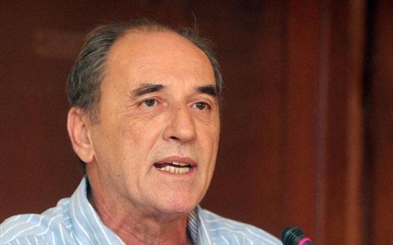 Νομοθετική ρύθμιση για την προστασία της πρώτης κατοικίας θα καταθέσει ο Σταθάκης