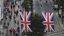 Η Βρετανία διαψεύδει τα περί παραμονής στην τελωνειακή Ένωση