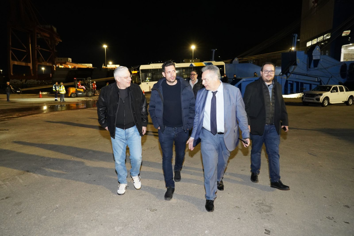 ΟΛΠ A.E.: Μεταφορά ηλεκτρικών λεωφορείων μέσω του λιμένος Πειραιά
