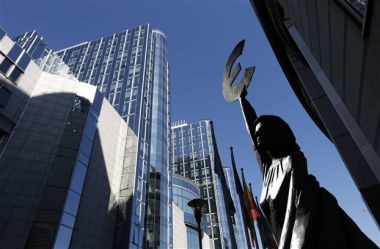 ΕΕΜ: "Πρέπει να γίνει αποδεκτό ότι κάποιες τράπεζες της Ευρωζώνης δεν έχουν μέλλον"