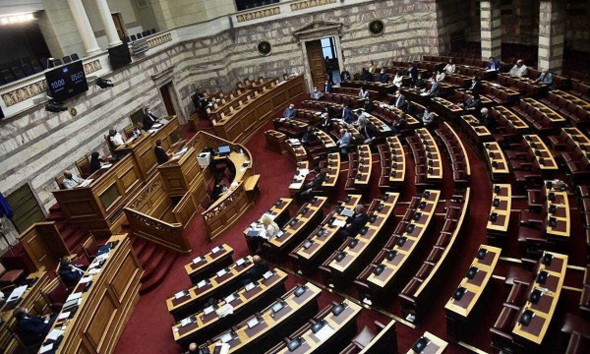 «Πέρασε» απ’την επιτροπή το ν/σ για την ταχεία πολιτική δίκη