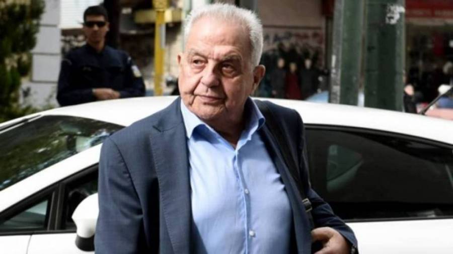 Αυτοκίνητο Φλαμπουράρη: Δεν ήταν κλοπή, το πήρε ο δήμος!