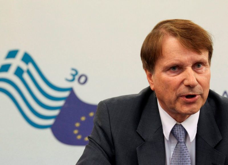 Task Force: Μείωση ΦΠΑ ΕΦΚ για να ανασάνει η οικονομία