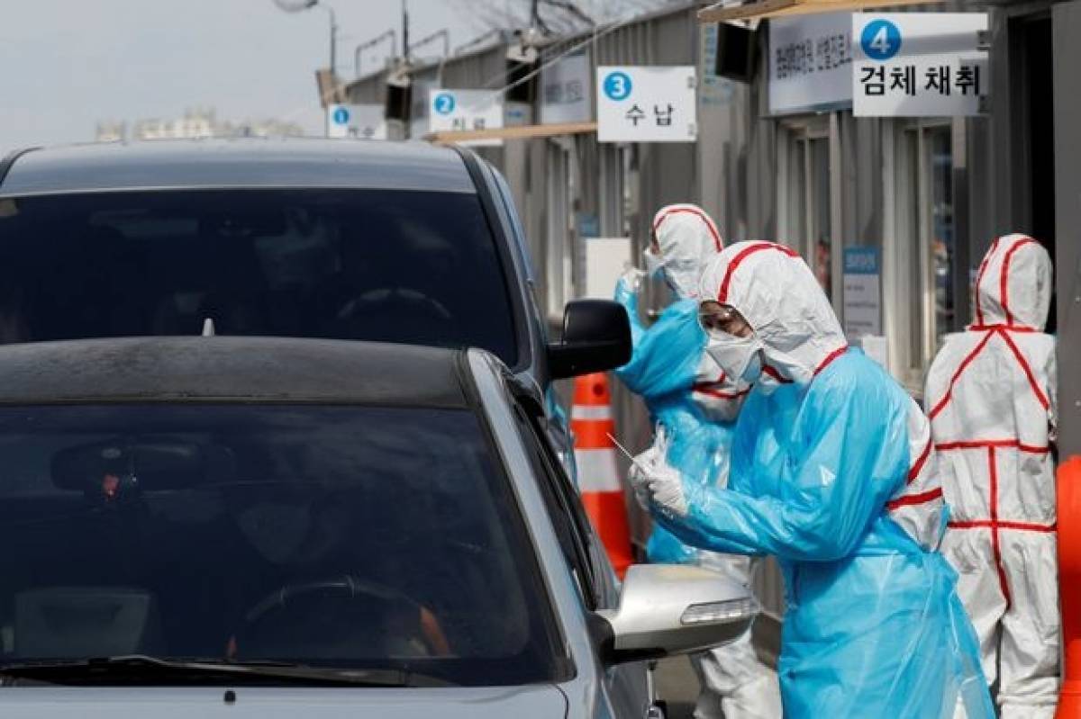 Νότια Κορέα: Κατεγράφη «άλμα» στα νέα κρούσματα κορονοϊού
