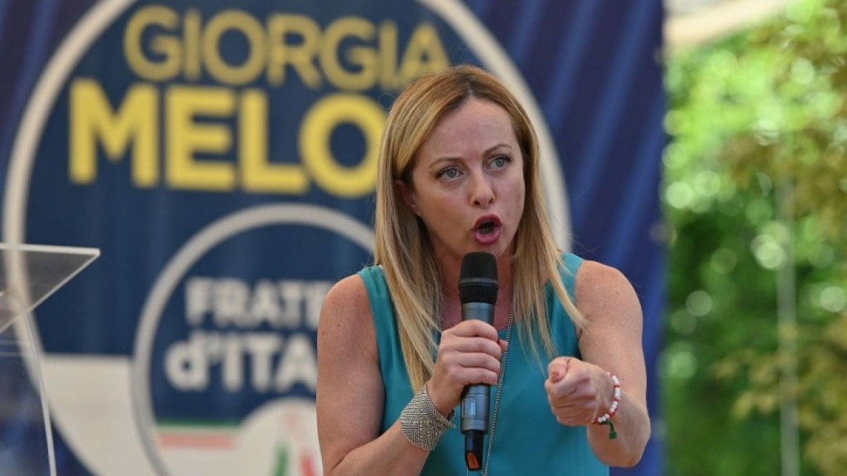 Ποια μηνύματα στέλνουν οι προεκλογικές συγκεντρώσεις της Μελόνι