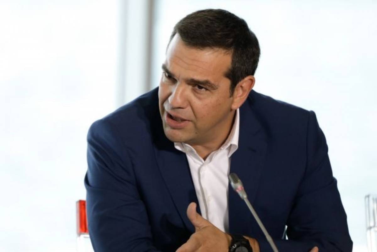 Τσίπρας: Στην Τυνησία για τη διάσκεψη του Αραβικού Ινστιτούτου Επιχειρηματιών