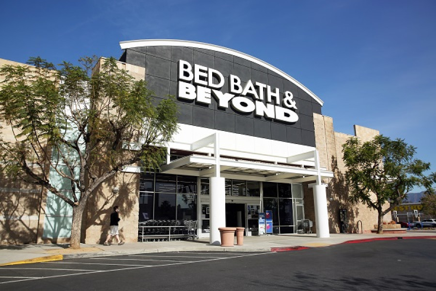 Στο «χείλος» της χρεοκοπίας η Bed Bath &amp; Beyond