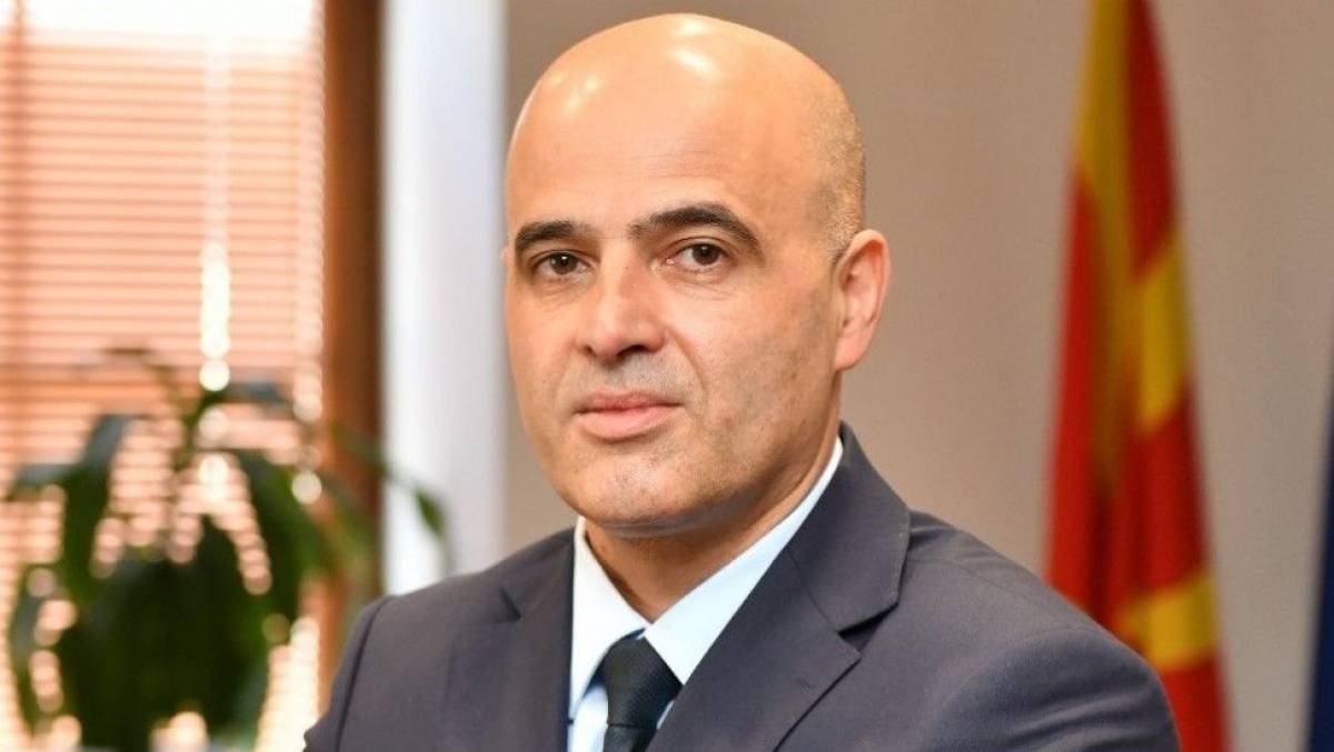 B. Μακεδονία: Εντολή σχηματισμού κυβέρνησης έλαβε ο Ντιμίταρ Κοβάτσεφσκι