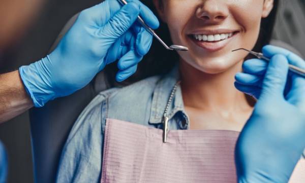Απόδοση εισφορών: Οι οδοντίατροι καλούν τον e-ΕΦΚΑ να λογοδοτήσει