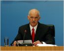 Παπανδρέου: "Ελπίζω να μη χρησιμοποιήσουμε το μηχανισμό στήριξης" - Πρόσκληση επενδύσεων
