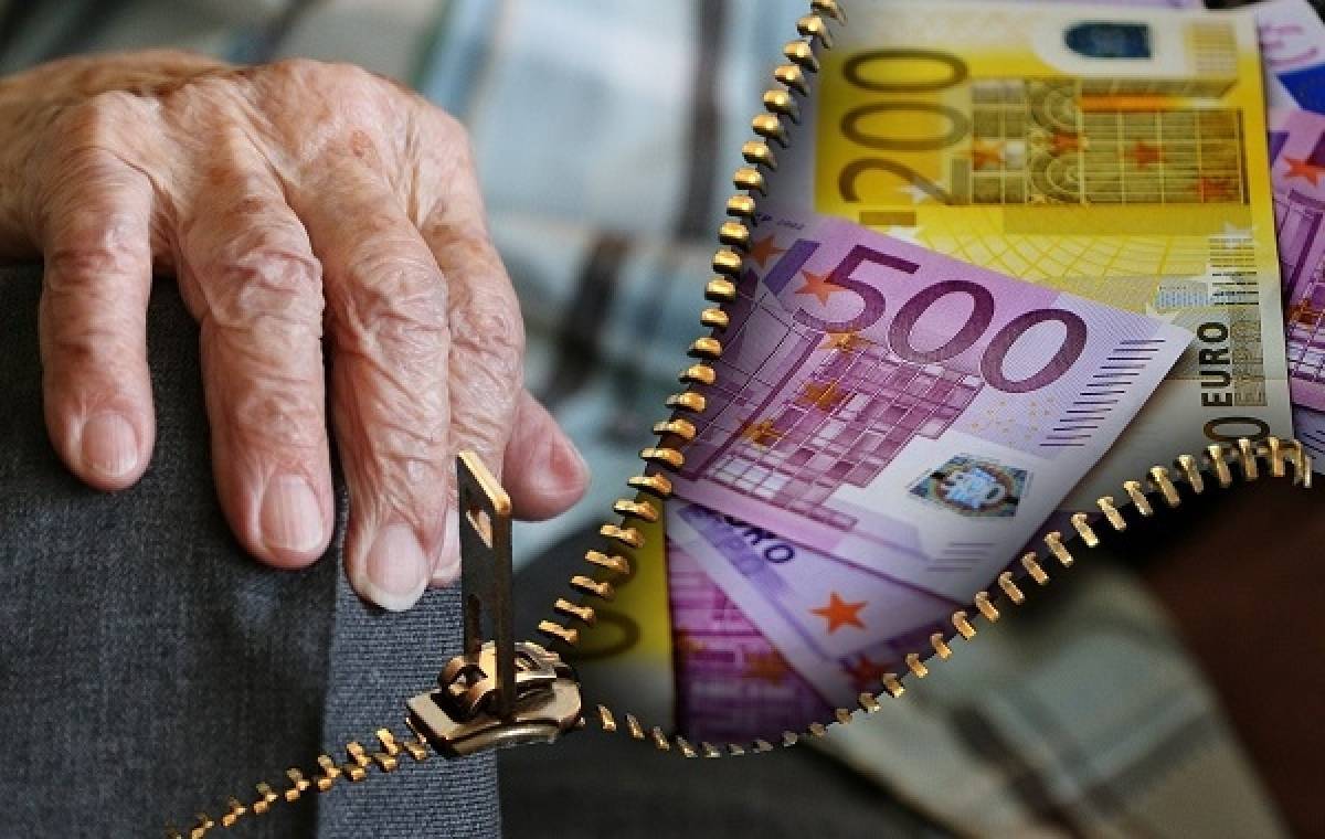 Συντάξεις: Νέες καθυστερήσεις στην πληρωμή των αναδρομικών