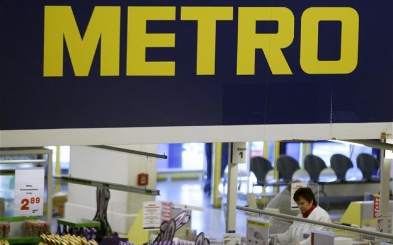 «Σπάει» στα δύο η γερμανική Metro