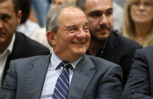 Γιατί ανέλαβε ο Καραμανλής πρόεδρος της Ένωσης Καπνοπαραγωγών;