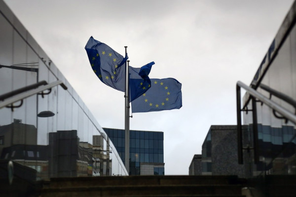 Στο 3,5% το ΑΕΠ της ευρωζώνης το δ’ τρίμηνο