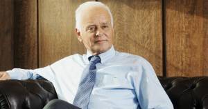 Μανιτάκης: Συνταγματική η αναστολή εργασίας για τους αρνητές εμβολίου
