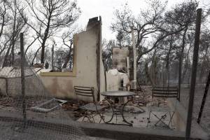Μάτι: Απελευθερώνονται 6 εκατ. ευρώ για πληγέντες επιχειρηματίες