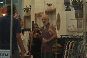 Φωτιά στο διαμέρισμα του Πέτρου Φιλιππίδη στην Πατησίων