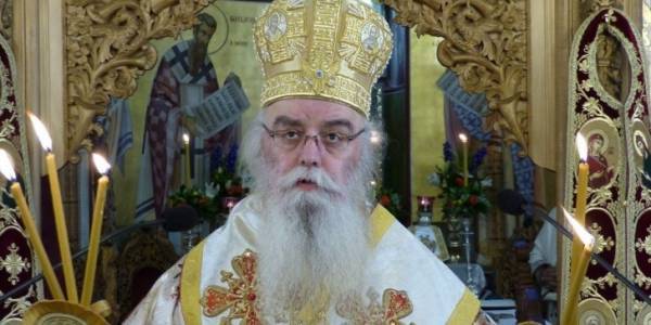 O Μητροπολίτης Καστοριάς Σεραφείμ έχασε τη μάχη με τον κορονοϊό