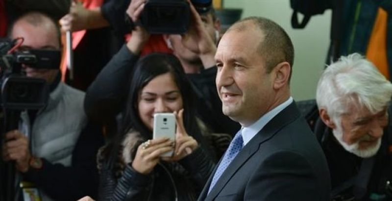Βουλγαρία: 59,4% για τον Ράντεφ- Εντός ολίγου η παραίτηση Μπορίσοφ