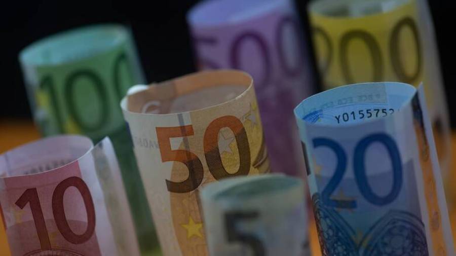 Νέες πληρωμές 43,1 εκατ. ευρώ από ΟΑΕΔ και ΕΦΚΑ