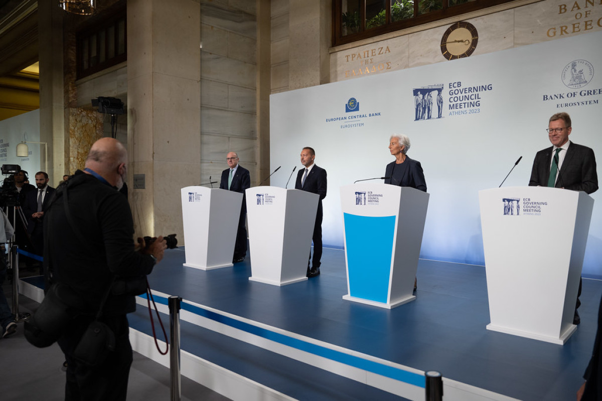 Πρακτικά ΕΚΤ: Ανοικτοί οι αξιωματούχοι σε νέες αυξήσεις επιτοκίων