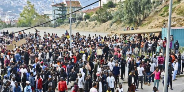 Μεταναστευτικό: Πώς προχωρά η αποσυμφόρηση των νησιών