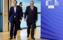 Σε εξέλιξη η συνάντηση Τσίπρα με επικεφαλής θεσμών, Ντάισελμπλουμ και Ρέγκλινγκ