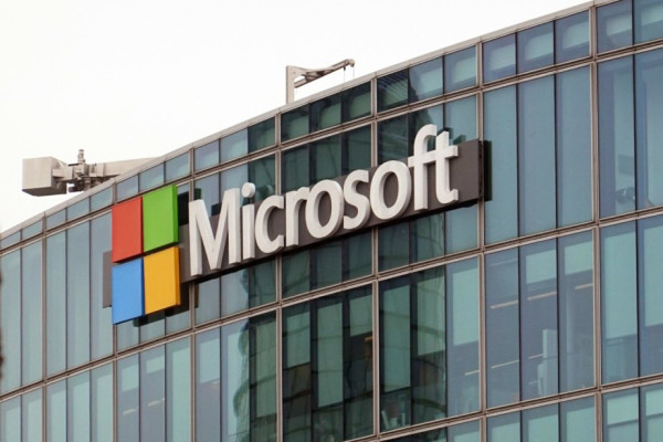 Τι σημαίνει για την Microsoft η «ιστορία» με την OpenAI