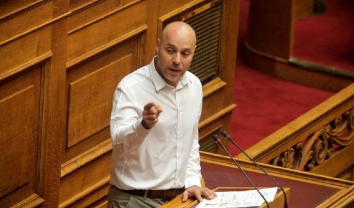 Αμυράς για Καμμένο: Καλύτερα νυφούλα παρά ζωντοχήρα