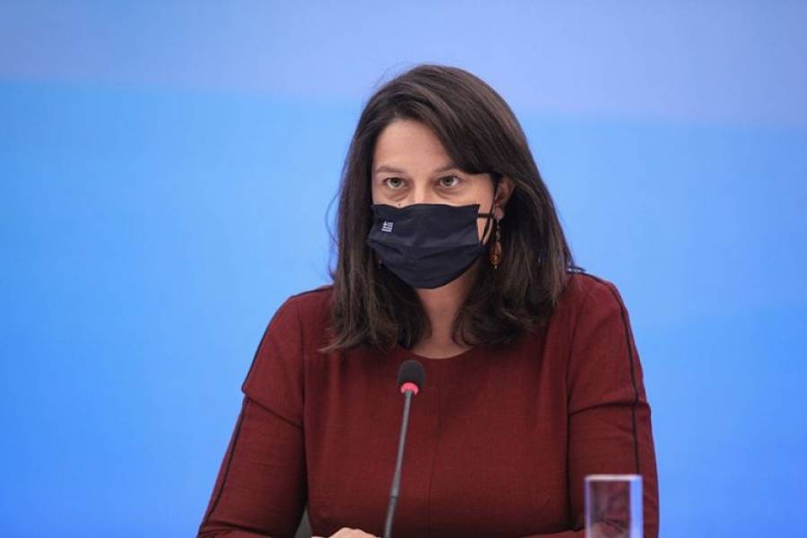 Είναι η Νίκη Κεραμέως ο αδύναμος κρίκος της κυβέρνησης;