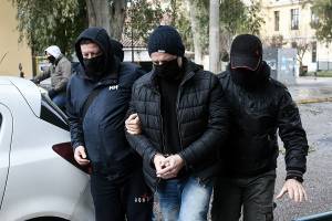 Προθεσμία να απολογηθεί την ερχόμενη Τετάρτη έλαβε ο Δημήτρης Λιγνάδης