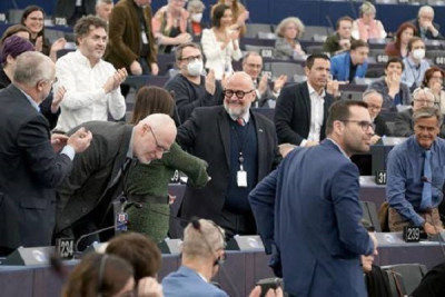 Ο Marc Angel διαδέχεται την Καϊλή στην αντιπροεδρία του Ευρωκοινοβουλίου