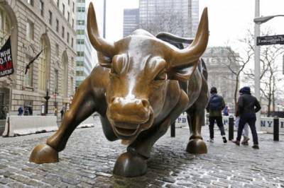 Σε νέα ιστορικά υψηλά η Wall Street
