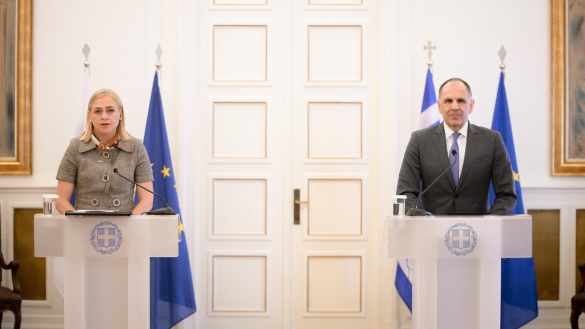 Ελλάδα–Φινλανδία: Κοινό μήνυμα για ασφάλεια, υβριδικές απειλές και ευρωπαϊκή στρατηγική αυτονομία