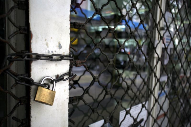 Η αλήθεια και τα ψεύδη για το «κλείσιμο» επιχειρήσεων