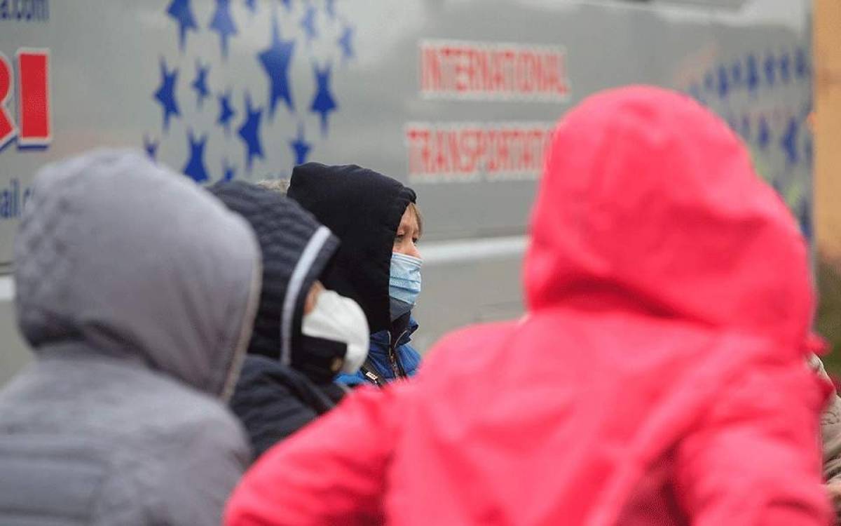 Κορονοϊός: Πάνω από 20.000 κρούσματα ανακοίνωσε τη Δευτέρα η Βρετανία