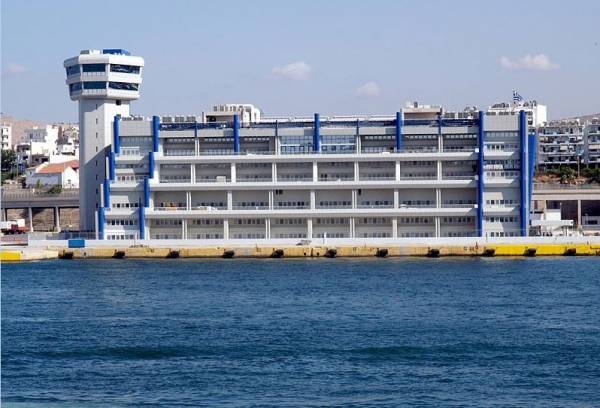 Με επίδειξη φορολογικής δήλωσης οι μετακινήσεις μόνιμων κατοίκων των νησιών
