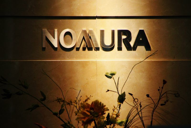 Nomura: Μην ξεπουλάτε! Η αγορά είναι εντελώς παράλογη με την κρίση στην Ελλάδα
