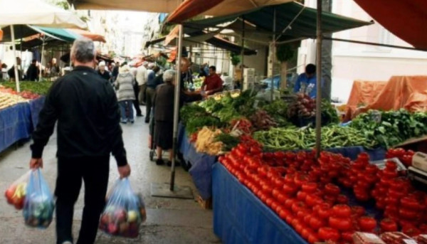 Θεοδωρικάκος: Λύση στα προβλήματα των λαϊκών αγορών προς όφελος των καταναλωτών – Το νέο πλαίσιο