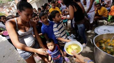 Η ανθρωπιστική βοήθεια στο επίκεντρο της διαμάχης ΗΠΑ - Βενεζουέλας