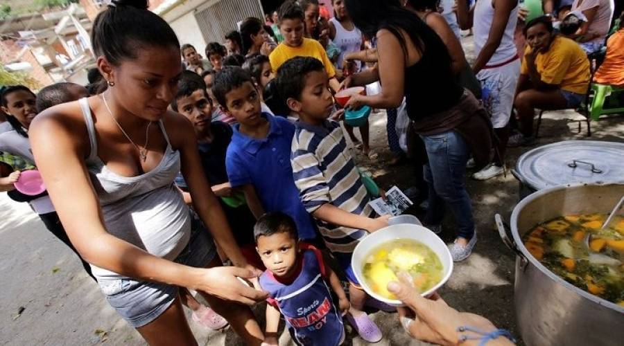 Η ανθρωπιστική βοήθεια στο επίκεντρο της διαμάχης ΗΠΑ - Βενεζουέλας