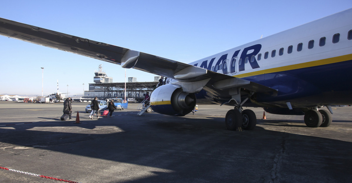 Ryanair: «Φεύγει» από τη Θεσσαλονίκη, αφήνοντας «παράθυρο» επιστροφής – Αβέβαιο το μέλλον των εργαζομένων