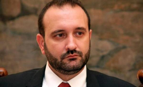 Κόλλιας: Να παραταθεί η προστασία της πρώτης κατοικίας