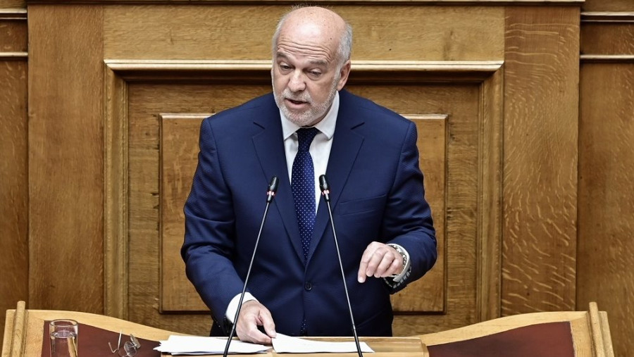 Κόντρα Ανδρουλάκη-Φλωρίδη στην Βουλή για το κράτος δικαίου